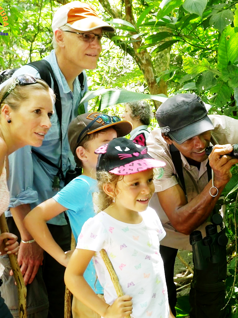 home-tours-box-family_friendly-100